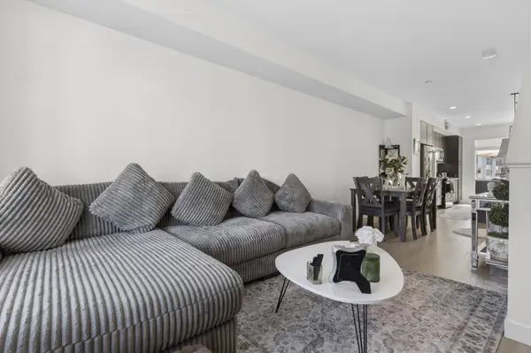 2774 Montrose AVE #27, Abbotsford, BC V2S 0N4