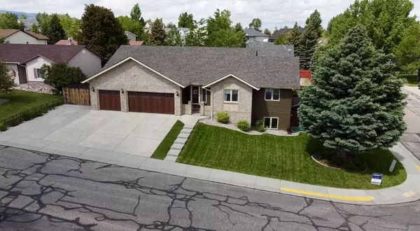 1310 Hornchurch Ave, Casper, WY 82609-4404