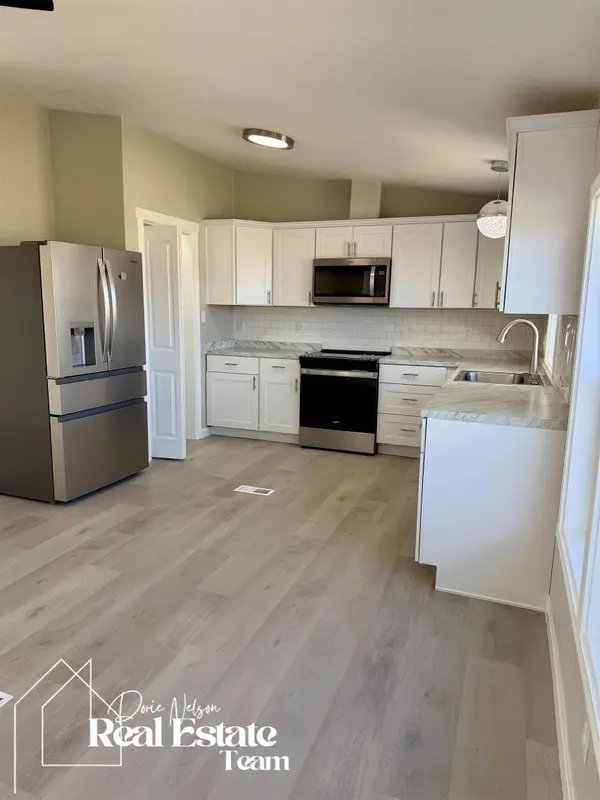 7349 Geary Dome Road, Evansville, WY 82636