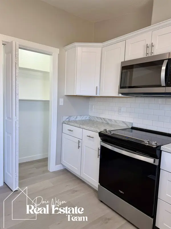 7349 Geary Dome Road, Evansville, WY 82636