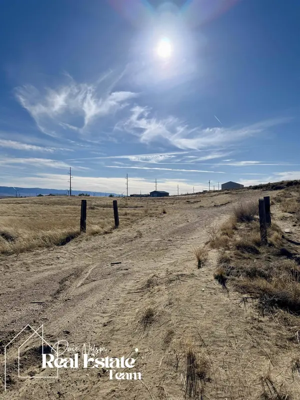 3876 Sunburst Drive, Evansville, WY 82636