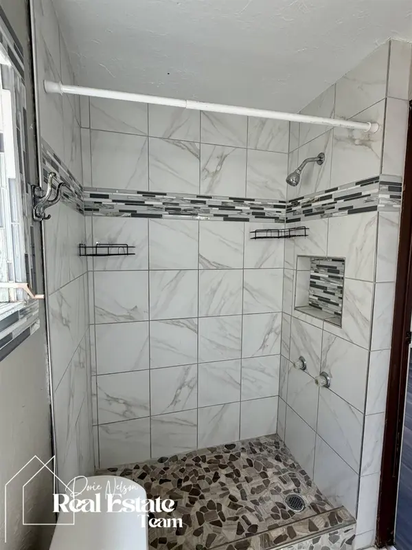 147 S 4th Avenue, Mills, WY 82644