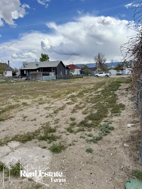 118 E J Street, Casper, WY 82601