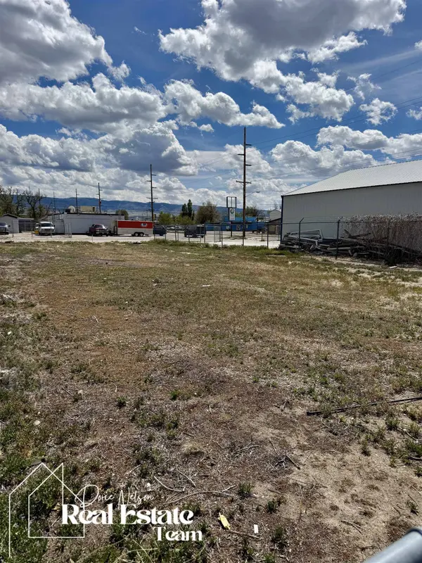 118 E J Street, Casper, WY 82601
