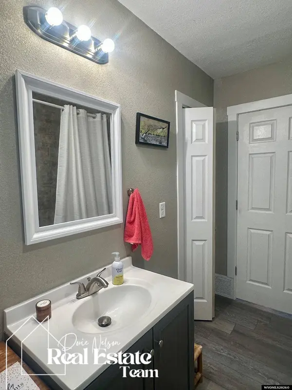 1018 E 5th Street, Casper, WY 82601