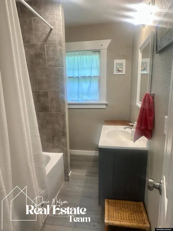 1018 E 5th Street, Casper, WY 82601