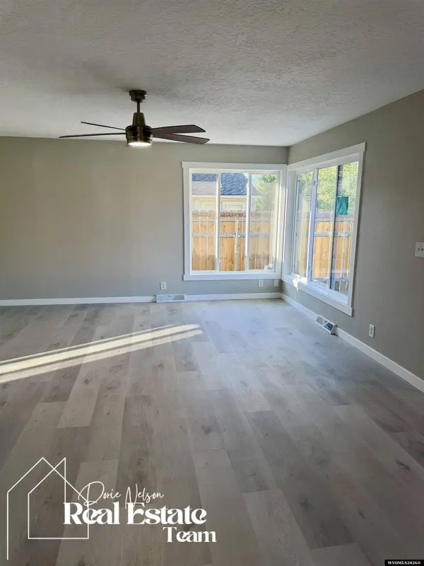 410 Morgan Avenue, Mills, WY 82644