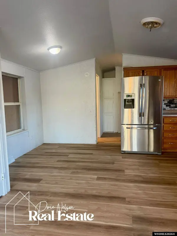 4507 Glen Garden Drive, Mills, WY 82644