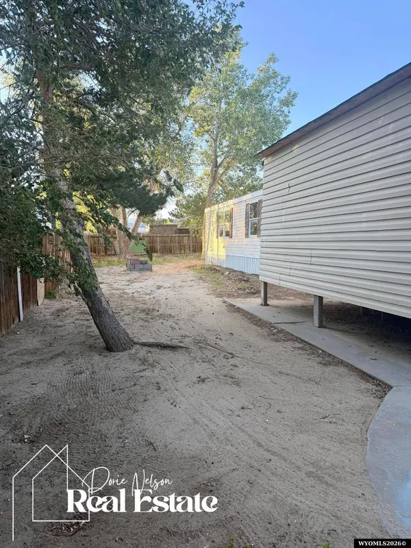 4507 Glen Garden Drive, Mills, WY 82644