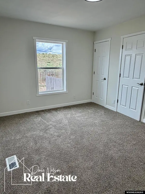 10144 E Chameleon Street, Evansville, WY 82636