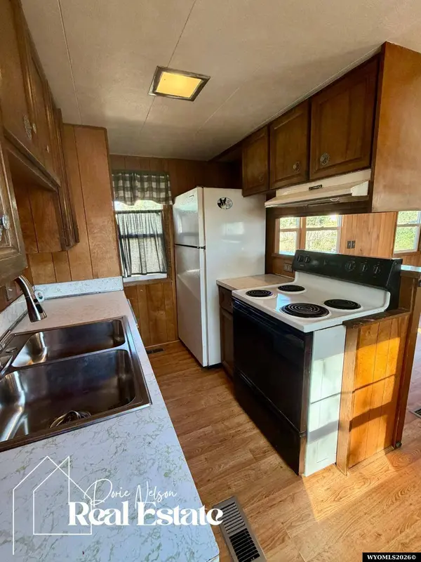 4403 Chalmers Street, Mills, WY 82604