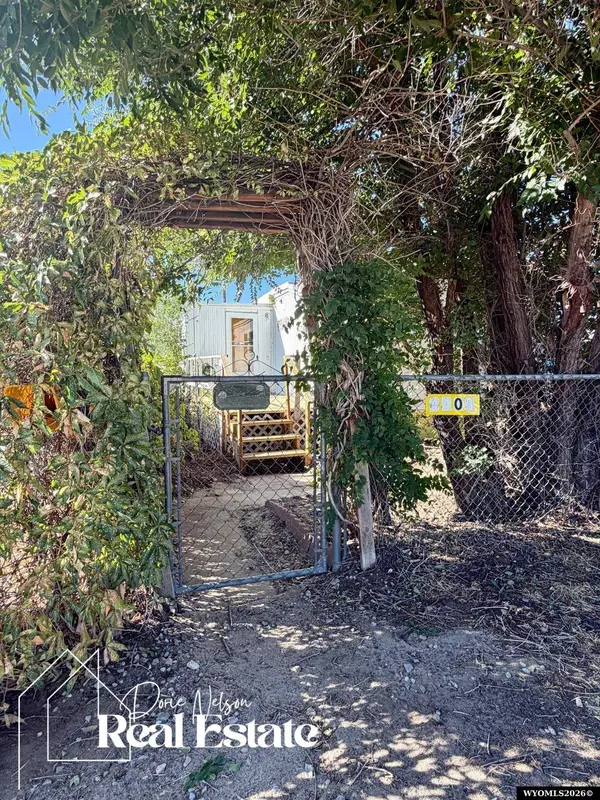 4403 Chalmers Street, Mills, WY 82604