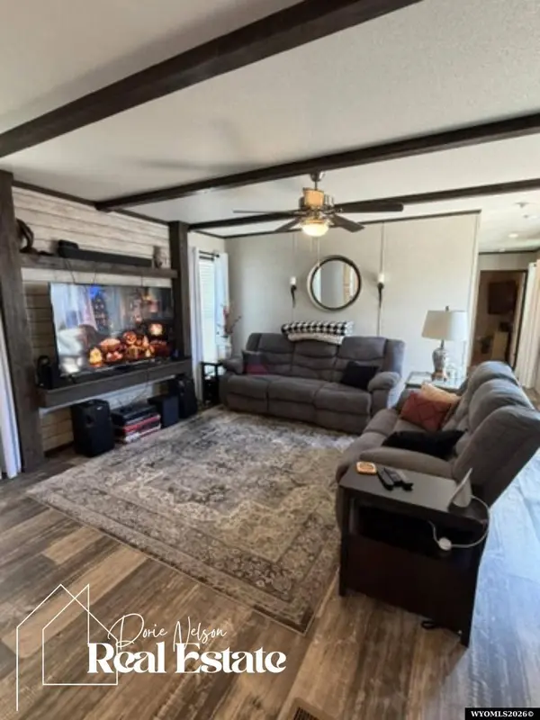 4901 E Lathrop #118 Road, Evansville, WY 82636