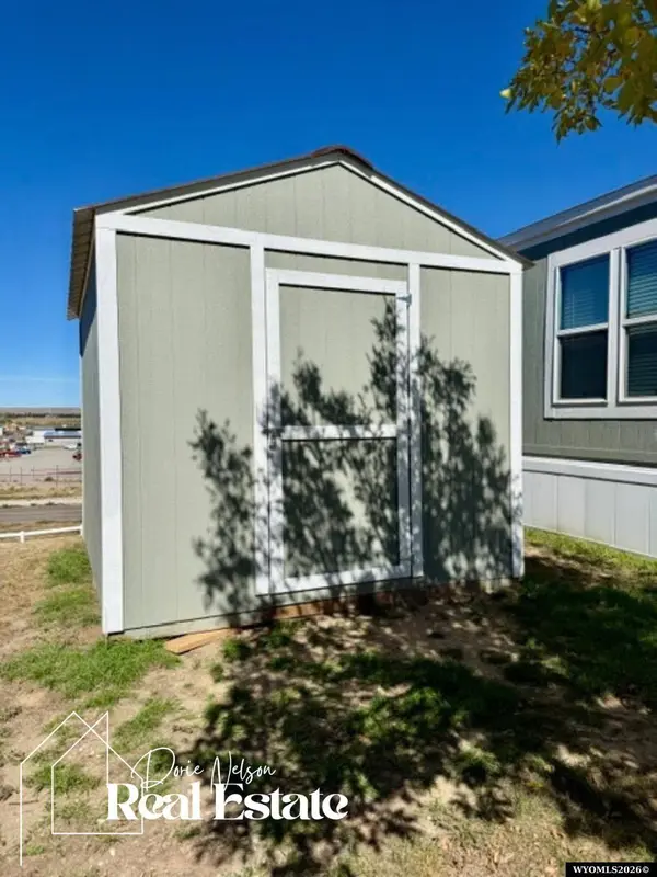 4901 E Lathrop #118 Road, Evansville, WY 82636