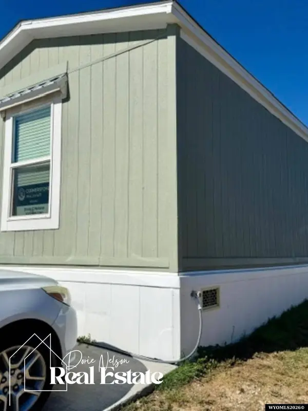 4901 E Lathrop #118 Road, Evansville, WY 82636