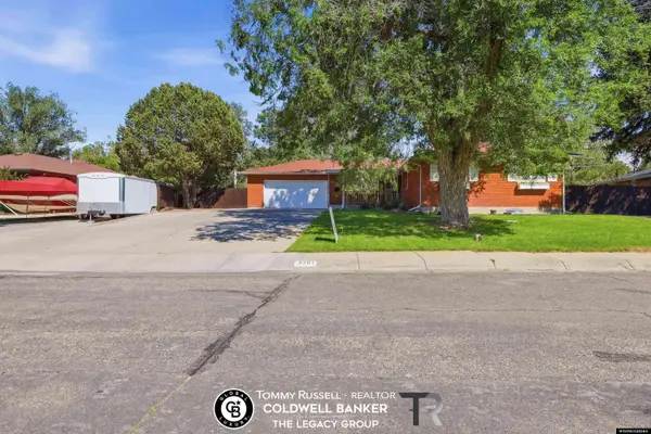 3201 Hawthorne Avenue, Casper, WY 82604