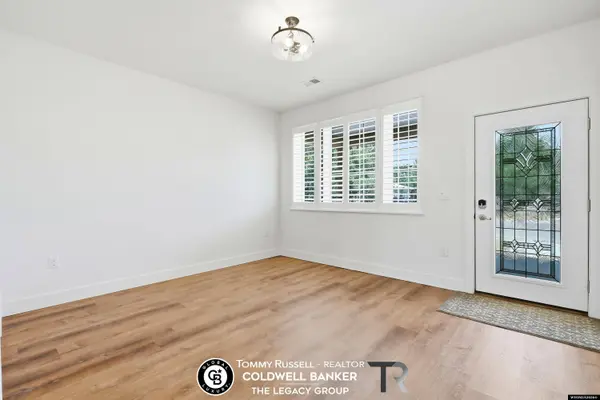 324 S 5th Avenue, Mills, WY 82604