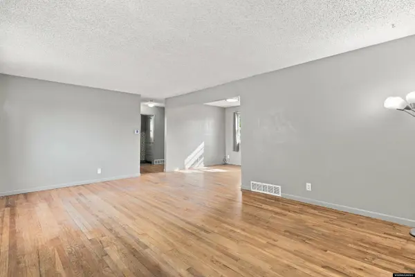 2321 E 6th, Casper, WY 82609