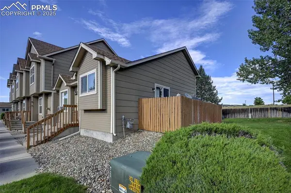 4801 Live Oak DR, Colorado Springs, CO 80916