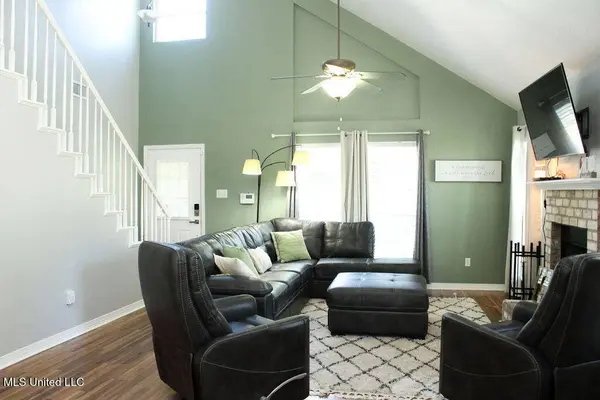 2204 Beachview Drive, Ocean Springs, MS 39564