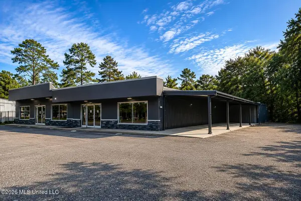 4107 Popp's Ferry Road, D'iberville, MS 39540