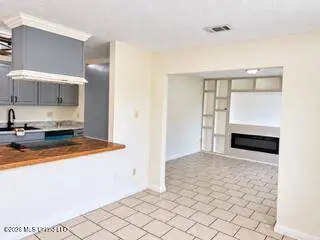 4503 Chippewa Avenue, Pascagoula, MS 39581