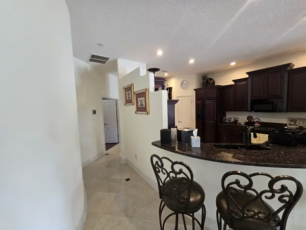 The Power of Potential: A Total Transformation by IM Realty & IM Renovations,Ira Miller