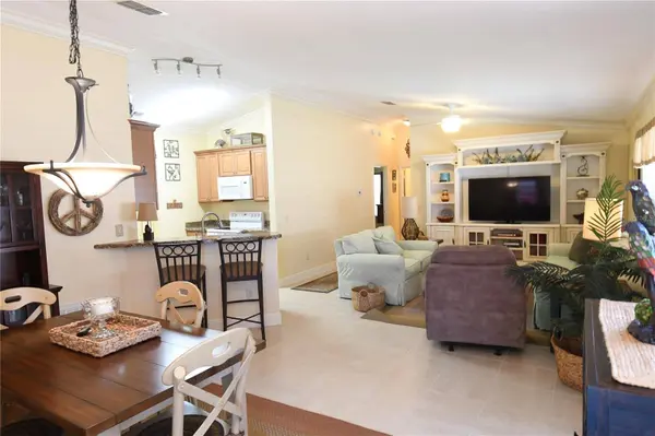 2372 TRAVIS PL, The Villages, FL 32162