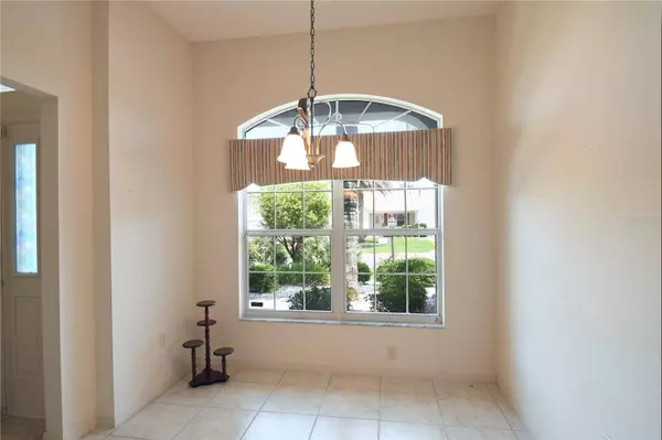 2120 WILLOW GROVE WAY, The Villages, FL 32162