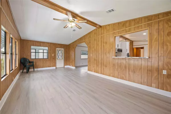 712 JASON DR, The Villages, FL 32159