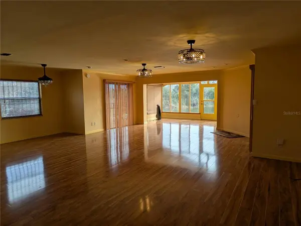 5330 KINGS CT, Fruitland Park, FL 34731