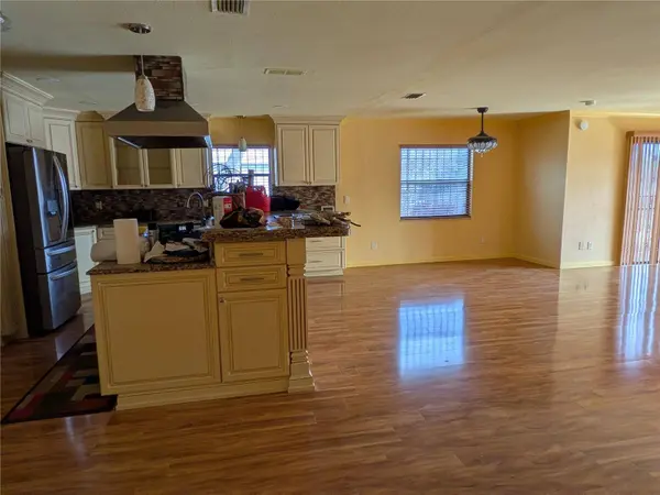 5330 KINGS CT, Fruitland Park, FL 34731