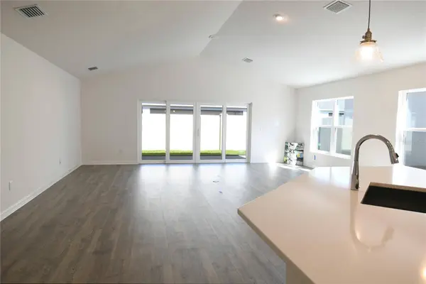 1173 JELLO DR, The Villages, FL 34762