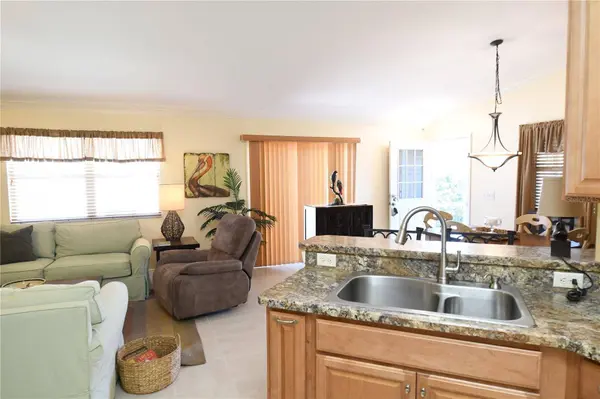 2372 TRAVIS PL, The Villages, FL 32162