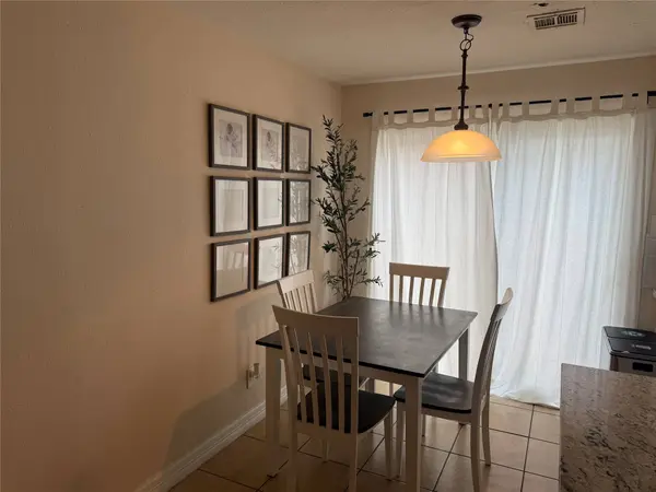 4327 Oakside DR, Houston, TX 77053
