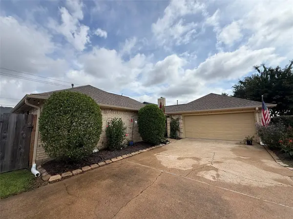 6623 Gleneagles DR, Pasadena, TX 77505