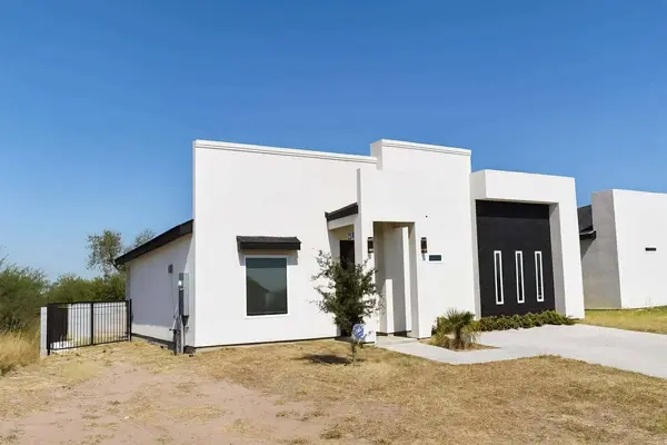 602 Bluebeard Ct, Laredo, TX 78046