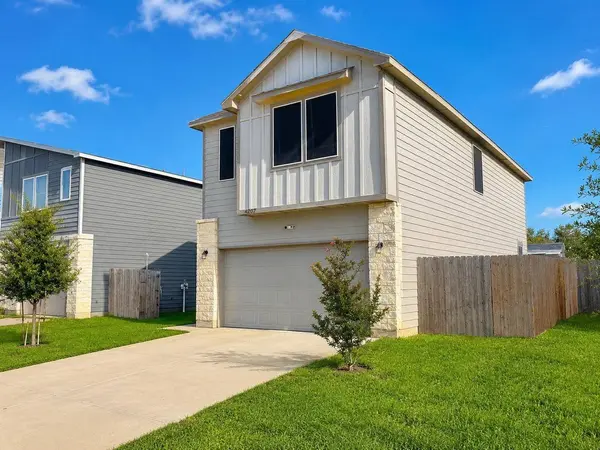 4207 Helena Dr, Laredo, TX 78046