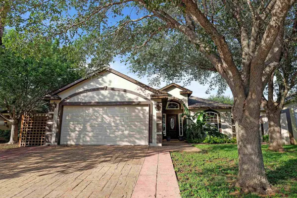 2081 Quito Loop, Laredo, TX 78043