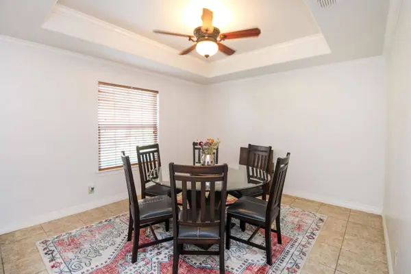 2081 Quito Loop, Laredo, TX 78043