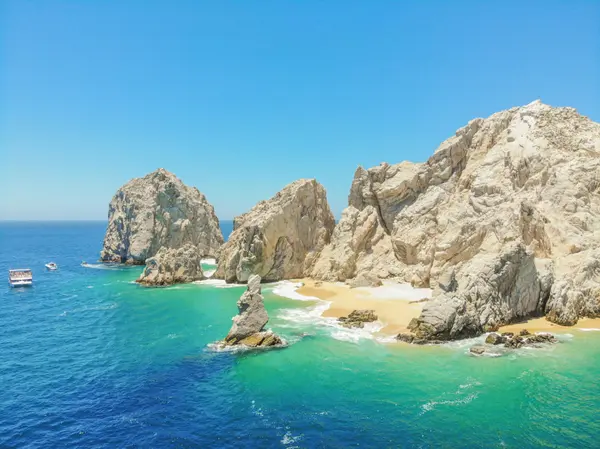 Cabo San Lucas: The Luxury Gateway to Los Cabos Real Estate