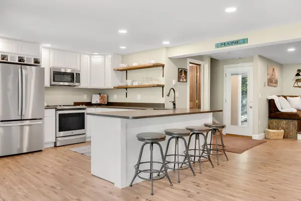 10 E Pinnacle RD #10, Bridgton, ME 04009