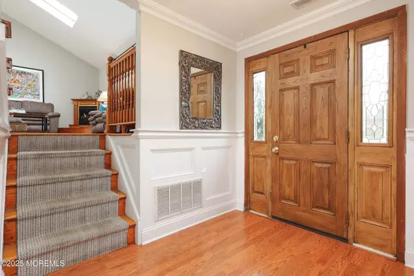 2 Nassau Place, Middletown, NJ 07748