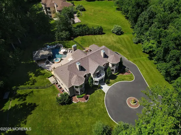 6 Bordens Brook Way, Holmdel, NJ 07733