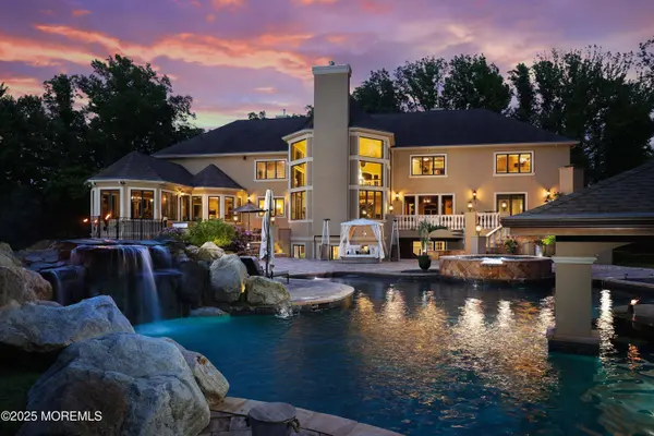 6 Bordens Brook Way, Holmdel, NJ 07733