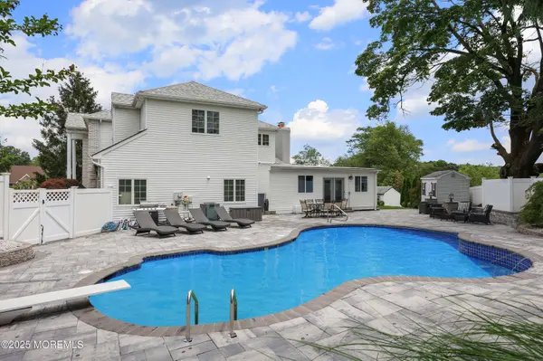 3 Magnolia Court, Matawan, NJ 07747