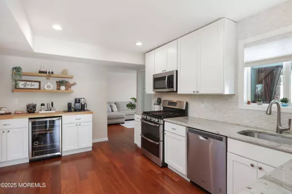 4 Meadow Court, Hazlet, NJ 07730