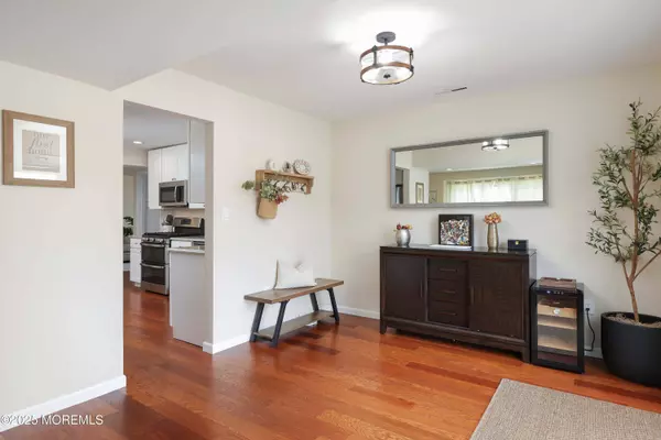 4 Meadow Court, Hazlet, NJ 07730