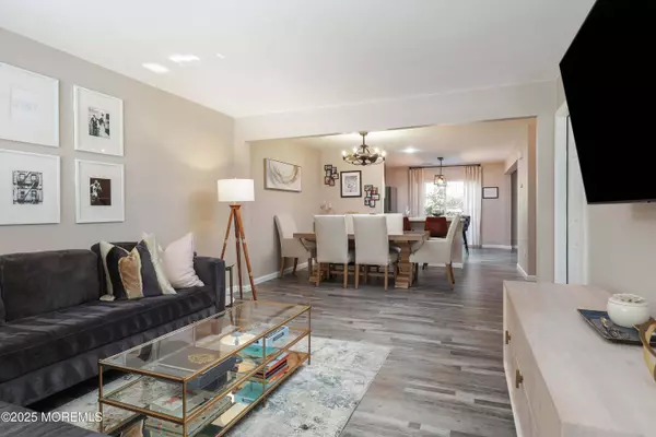 207 Harvest Way #607, Toms River, NJ 08755