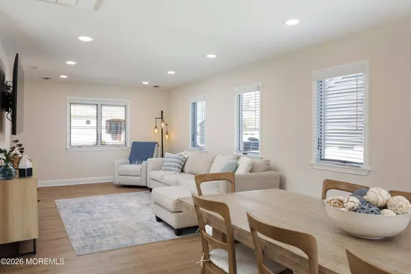 3324 Long Point Drive, Toms River, NJ 08753